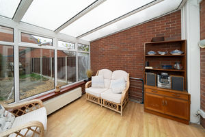 CON- click for photo gallery